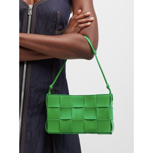 ❌❌SOLD! ❌❌NEW BOTTEGA VENETA CASSETTE GREEN LEATHER BAG PURSE AUTHENTIC! - Picture 4 of 16
